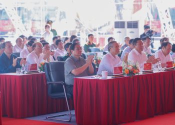 Thủ tướng dự lễ khởi công tuyến cao tốc huyết mạch qua Thái Bình, Nam Định