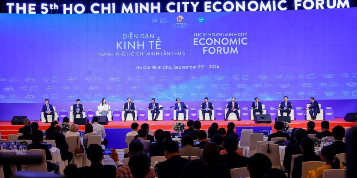 Diễn đàn Kinh tế TP.Hồ Chí Minh lần thứ 6 năm 2025 sẽ diễn ra từ ngày 24 đến 30/11/2025
