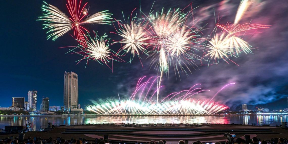 Đà Nẵng đấu giá đất xây Tổ hợp lễ hội pháo hoa 11.000 tỷ đồng