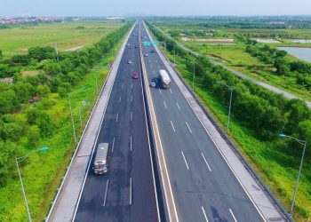 Bộ Tài chính kiến nghị làm rõ lựa chọn nhà thầu cao tốc TPHCM – Chơn Thành