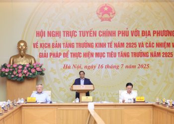 Thủ tướng: Phấn đấu tăng trưởng kinh tế năm 2025 từ 8,3-8,5%