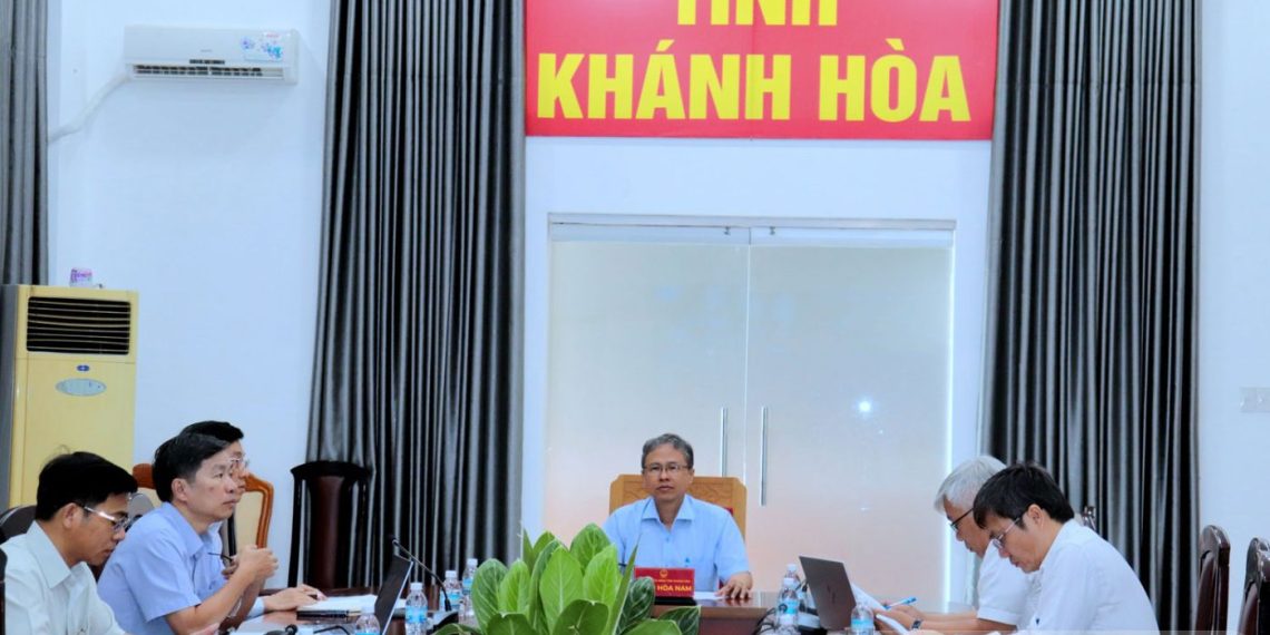 Tập trung tháo gỡ vướng mắc, đảm bảo hoàn thành các dự án giao thông trọng điểm vào tháng 12-2025