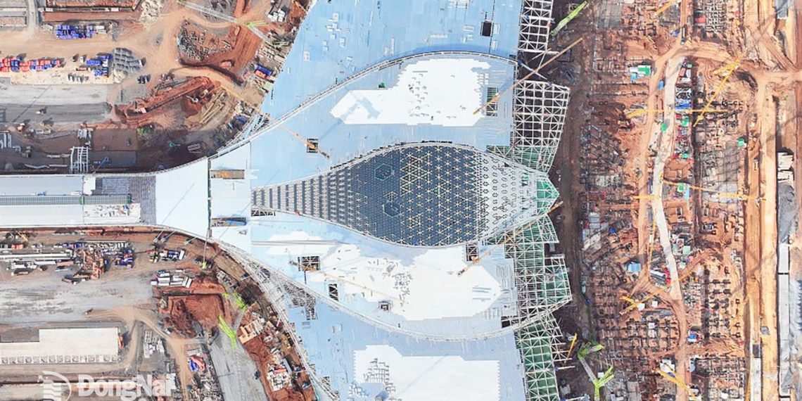 [Chùm ảnh] Chiêm ngưỡng mái kính skylight dần thành hình ở nhà ga 35 ngàn tỷ đồng Sân bay Long Thành