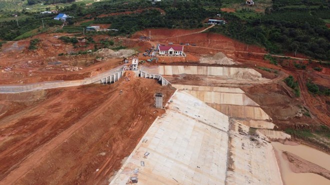 Quyết liệt tháo gỡ vướng mắc, xử lý dứt điểm các dự án tồn đọng kéo dài