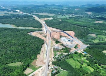 Thông xe cao tốc đoạn Vũng Áng – Bùng vào ngày 28/8