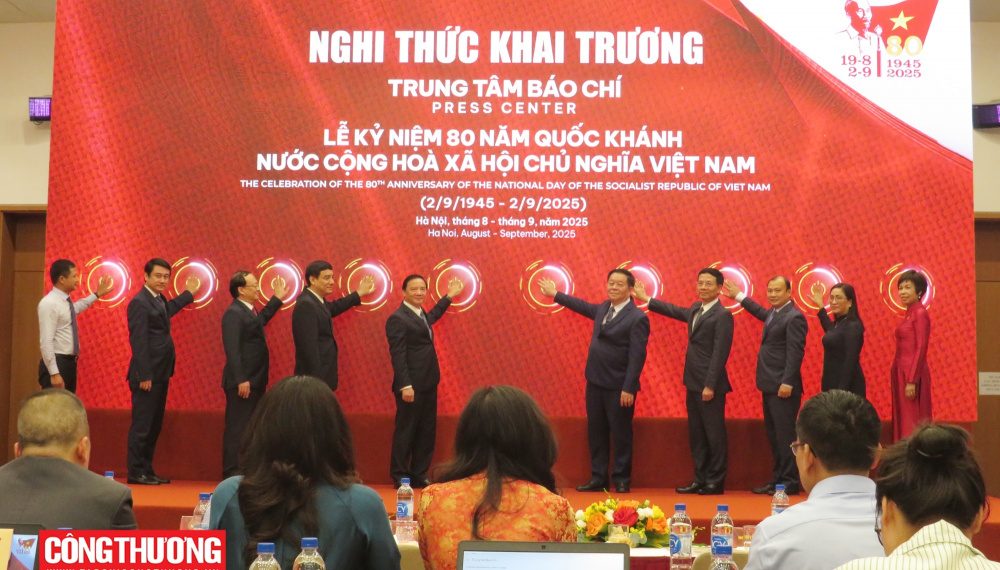 Lễ kỷ niệm 80 năm Quốc khánh thu hút hơn 1.500 phóng viên trong nước và quốc tế tác nghiệp