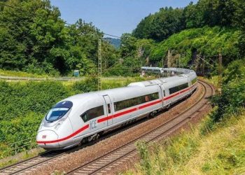 Nghệ An sẽ bàn giao mặt bằng đường sắt tốc độ cao trước tháng 12/2026