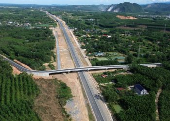 Thông xe toàn tuyến cao tốc Vạn Ninh – Cam Lộ ngày 19/8