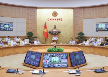 Tín dụng vào bất động sản, chứng khoán, NHNN khẳng định luôn theo dõi sát chỉ số an toàn