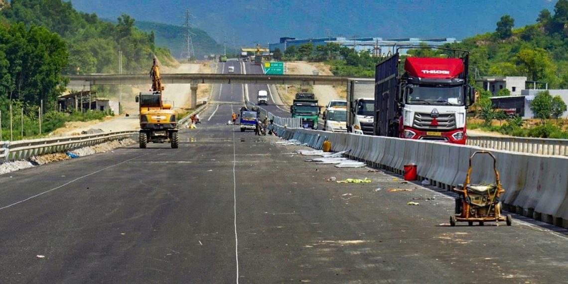 Cao tốc hơn 2.100 tỷ ở Đà Nẵng sắp thông xe