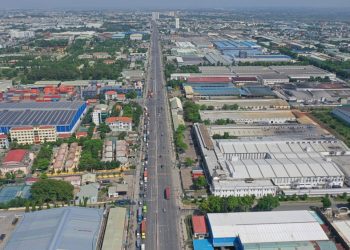 Bất động sản khu công nghiệp: Cơ hội trong thách thức