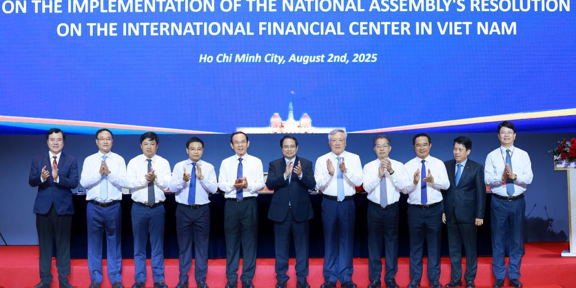 Thủ tướng chủ trì Hội nghị triển khai Nghị quyết của Quốc hội về Trung tâm tài chính quốc tế