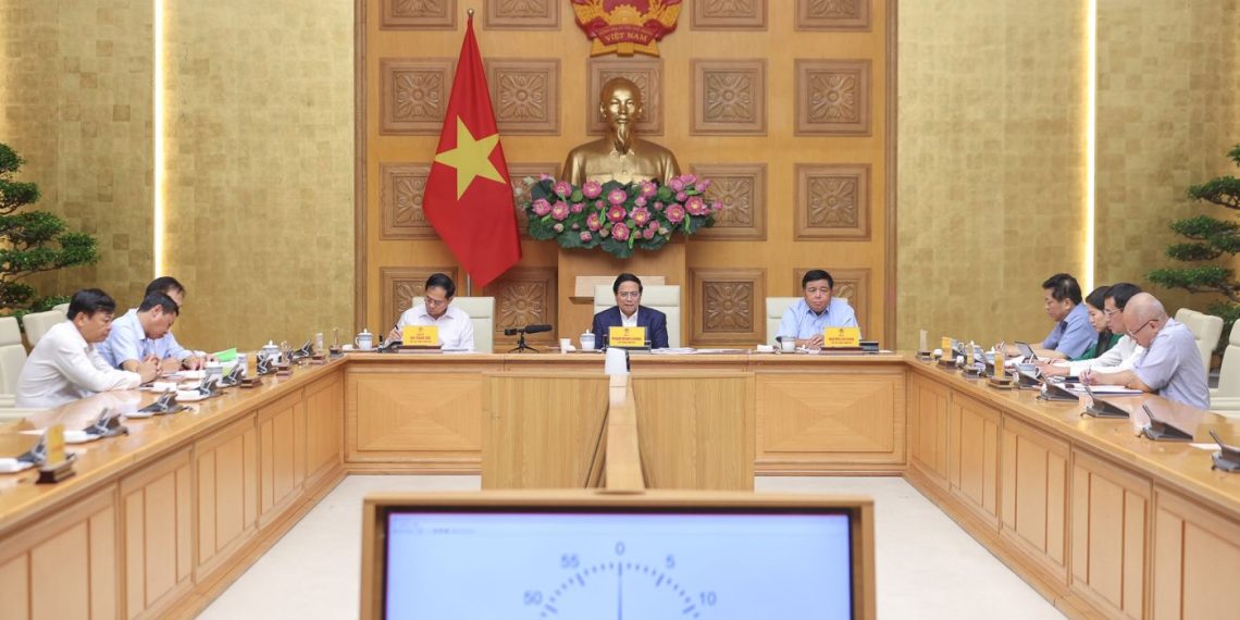 Thủ tướng: Khẩn trương xây dựng báo cáo nghiên cứu khả thi dự án đường sắt Lào Cai – Hà Nội – Hải Phòng