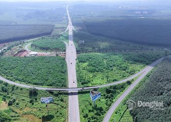 Bàn giao mặt bằng Dự án Đường cao tốc Dầu Giây – Tân Phú trong tháng 10-2025