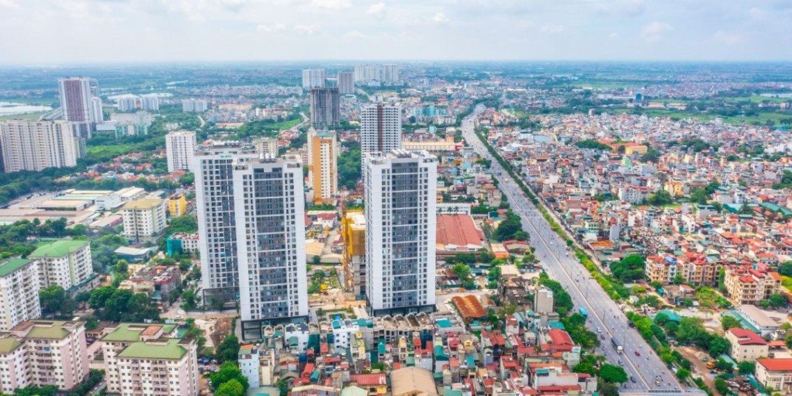 Giữ cho “đầu tàu” bất động sản chạy đúng đường ray