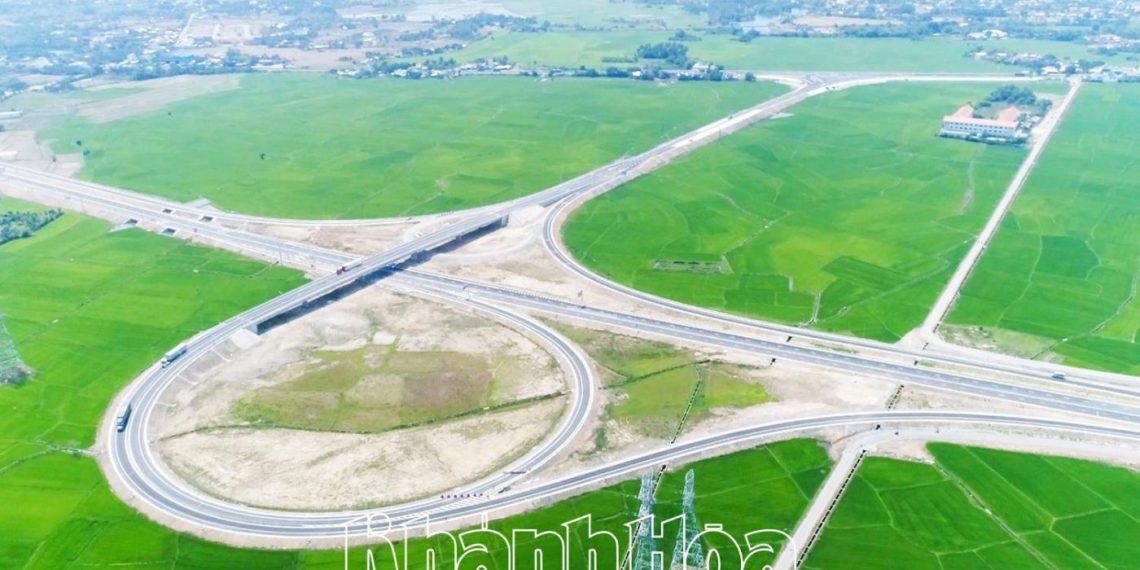 Khánh Hòa: Phát triển xã Vạn Ninh và khu vực lân cận trở thành đô thị du lịch biển cao cấp