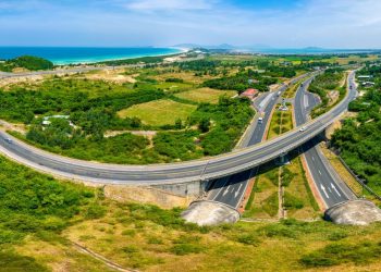 Khám phá vùng đất đầu tư 2 khu đô thị hơn 2,5 tỷ USD ở Vịnh Vân Phong