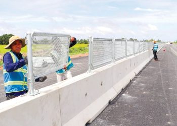 Cần Thơ: Quyết tâm đưa dự án cao tốc về đích đúng tiến độ