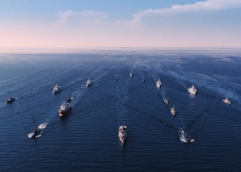 CHÙM ẢNH: Sức mạnh của lực lượng vũ trang trên biển