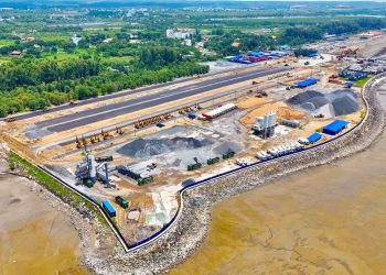 Cận cảnh đại đô thị lấn biển Vinhomes Cần Giờ đang rầm rộ thi công