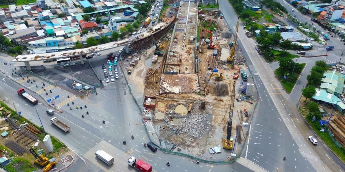 Tiến độ mới hai nút giao 6.800 tỷ ở cửa ngõ phía Đông TP HCM