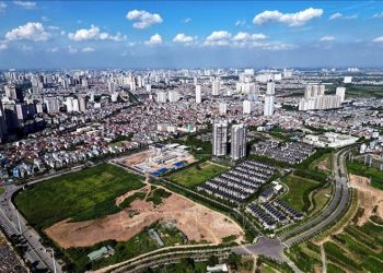 Thủ tướng Chính phủ yêu cầu quyết liệt thực hiện các giải pháp để tăng nguồn cung, giảm giá nhà ở, bất động sản