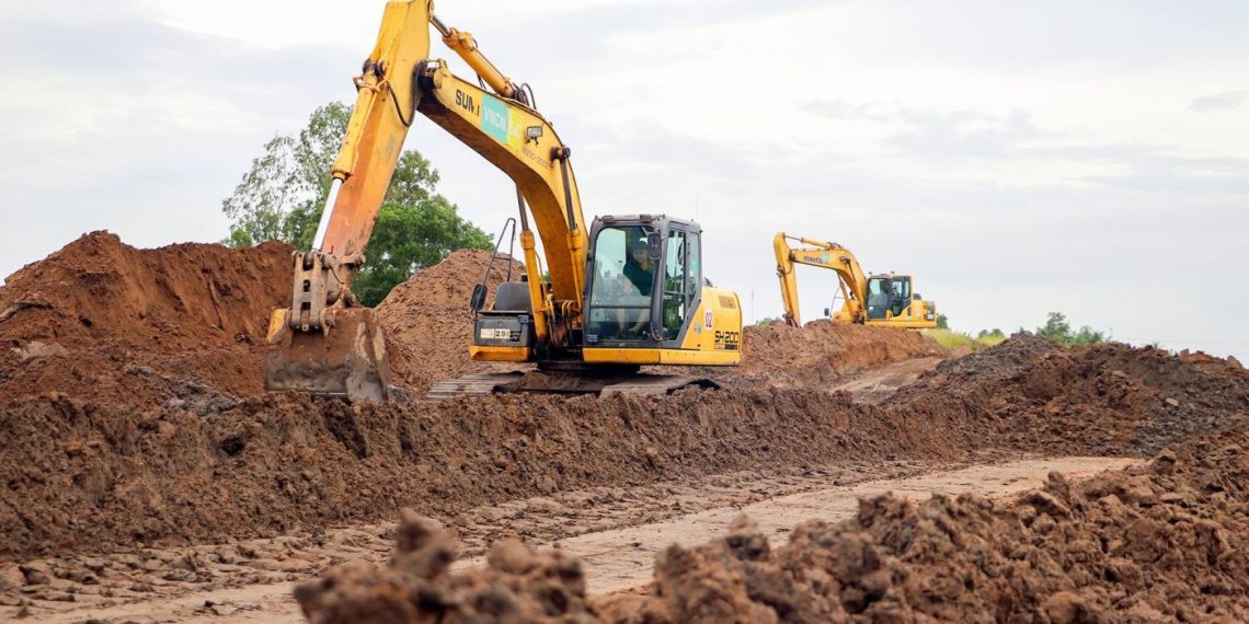 Cao tốc Cần Thơ-Cà Mau chậm tiến độ, Bộ Xây dựng yêu cầu điều chuyển khối lượng gấp