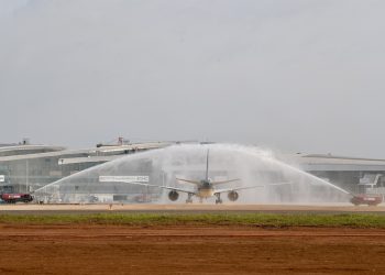 Sân bay Long Thành chính thức đón tàu bay thương mại đầu tiên