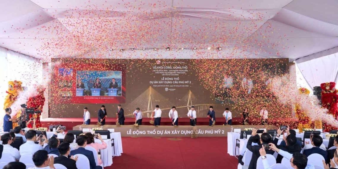 TP.Hồ Chí Minh động thổ các dự án tạo đột phá hạ tầng giao thông