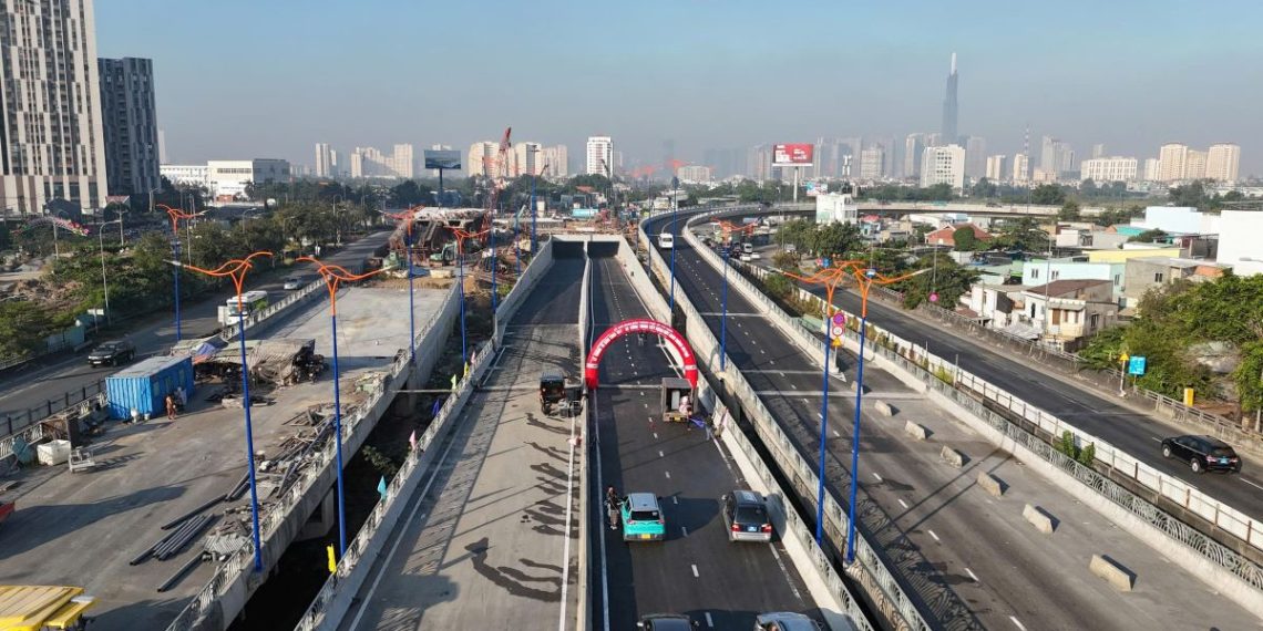 TP.Hồ Chí Minh thông xe hầm chui HC1-02 – Nút giao An Phú