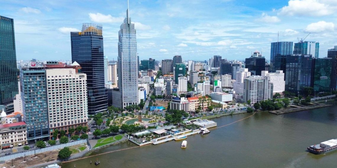 Quy hoạch hạ tầng tuần qua: Nắn tuyến Metro số 7 và khởi công cao tốc Vinh – Thanh Thủy