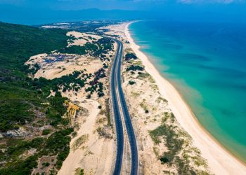 Nhật ký bất động sản 25/2: Khánh Hòa phê duyệt dự án Tu Bông 1,5 tỷ USD của Sun Group, Hà Nội giao 10ha đất cho Pacific Land xây khu công nghệ cao 1 tỷ USD