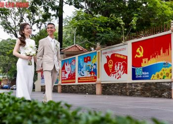 TPHCM rực rỡ cờ hoa trước ngày bầu cử