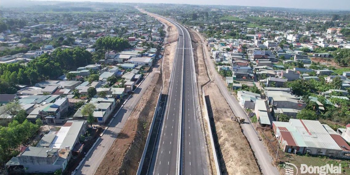 Dự kiến 17h ngày 18-5 thông xe toàn tuyến cao tốc Biên Hòa – Vũng Tàu
