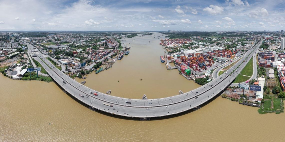 Thành phố Đồng Nai kiến nghị lựa chọn phương án nâng tĩnh không cầu Đồng Nai 1