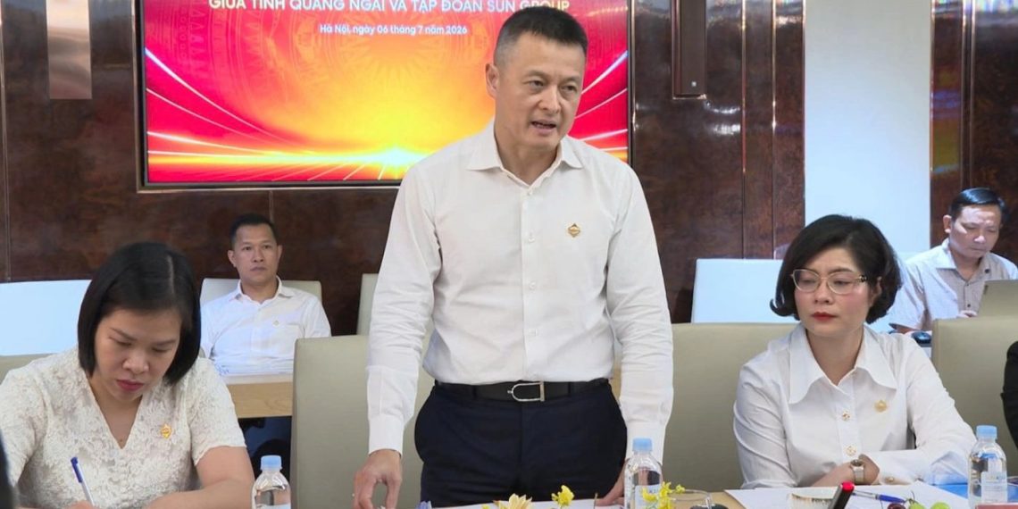 Chủ tịch UBND tỉnh Quảng Ngãi Nguyễn Hoàng Giang làm việc với Tập đoàn Sun Group