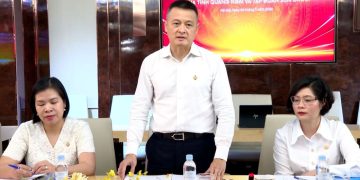 Chủ tịch UBND tỉnh Quảng Ngãi Nguyễn Hoàng Giang làm việc với Tập đoàn Sun Group